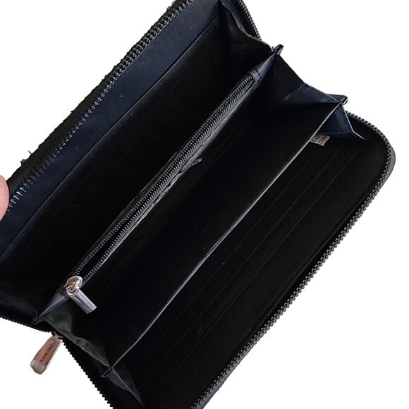 Rampage Sequin Wallet - Picture 3 of 3